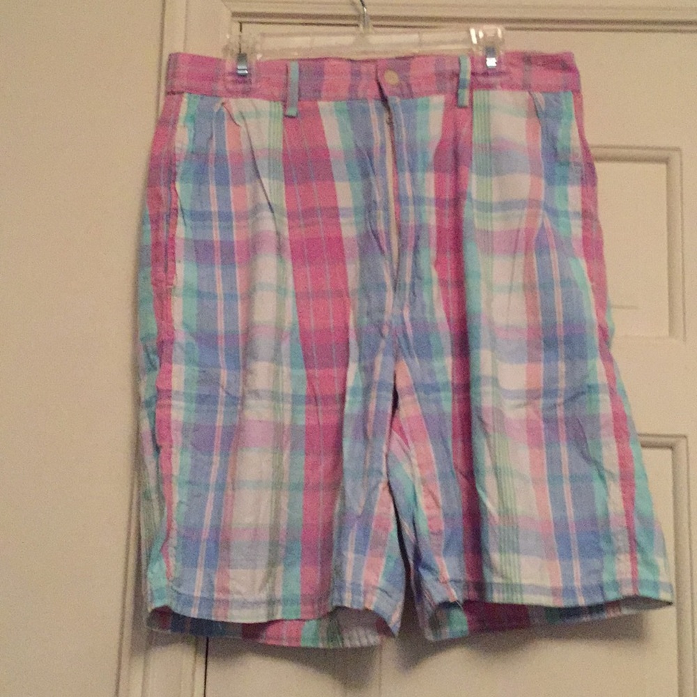 Plaid short
